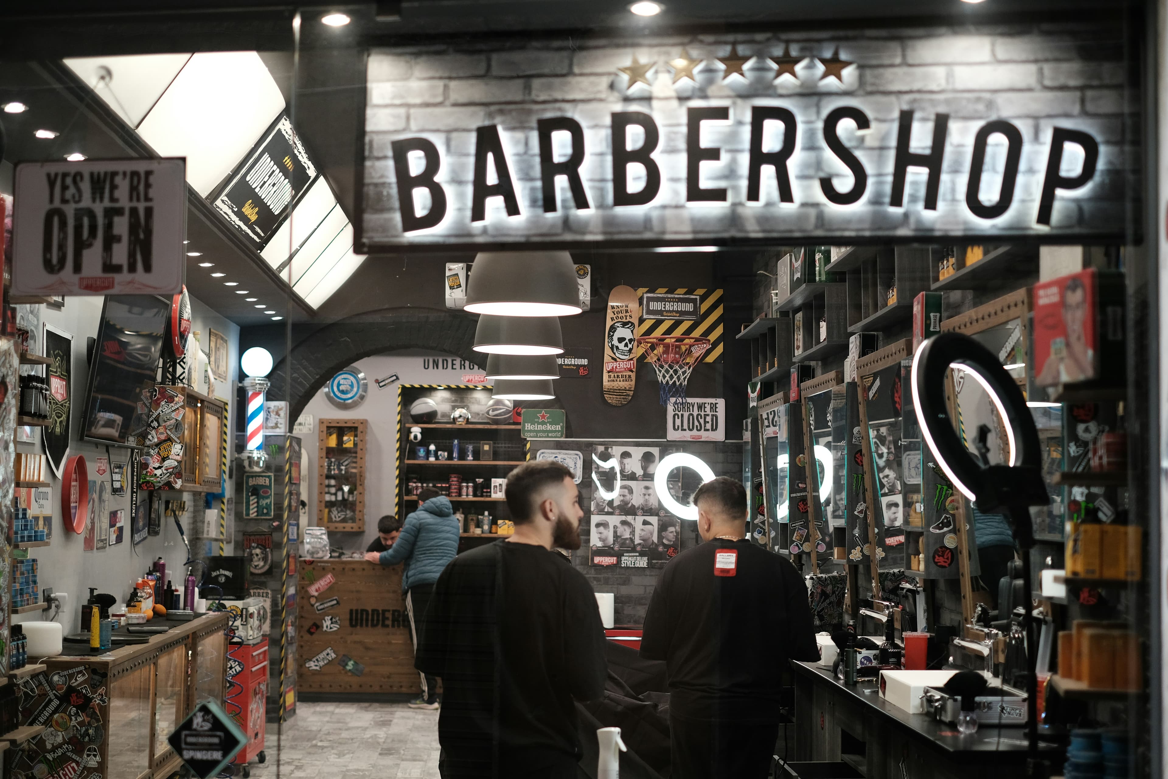 Barbearia premium com agendamento BarberPro